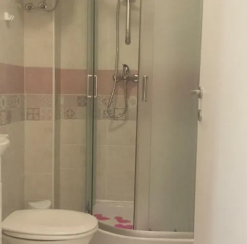 Lea アパート カスタヴ