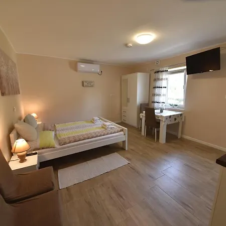 Lea Apartment